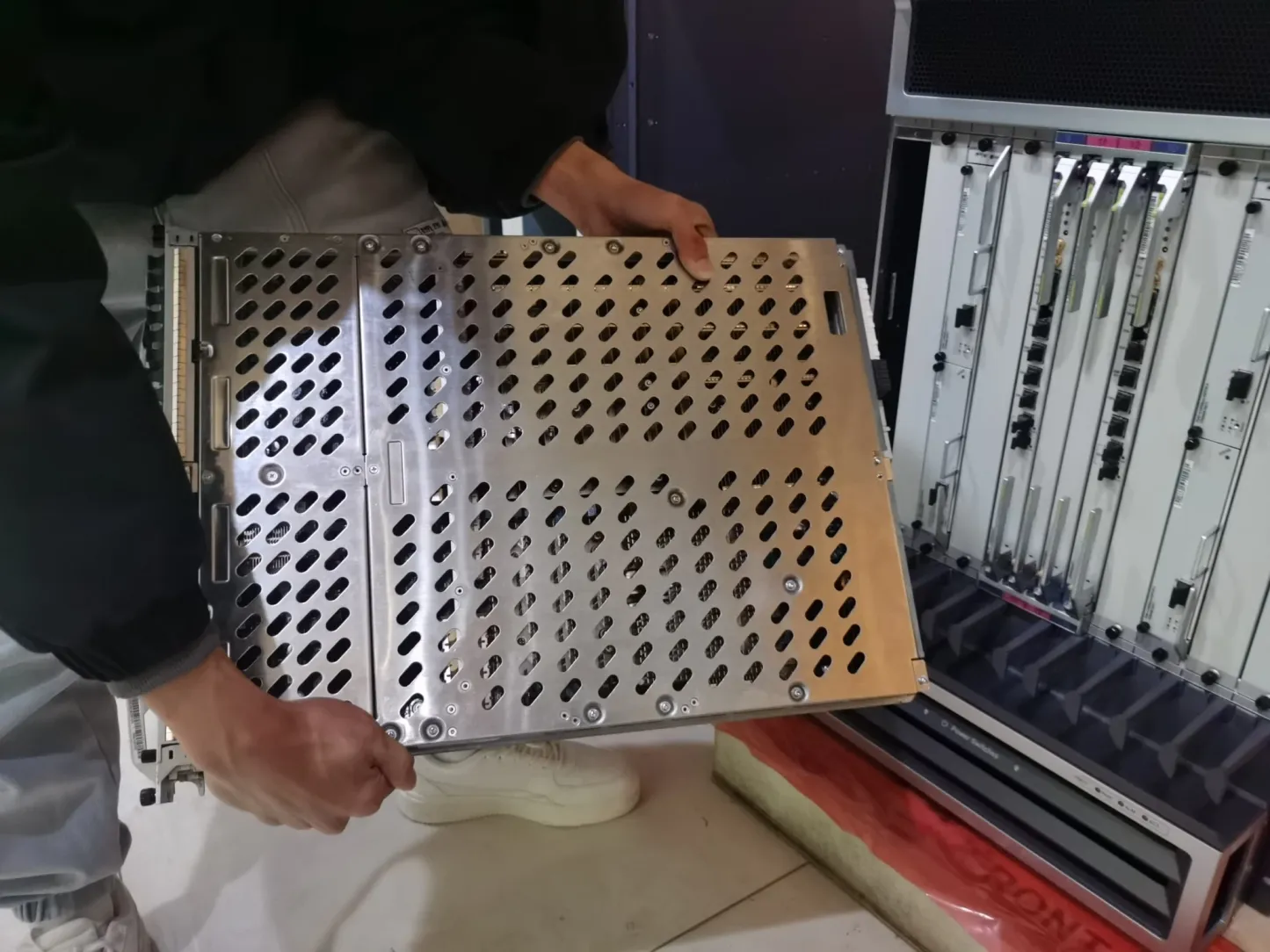 02312HGX PAC700S53-CL 700W AC Power Module for Hua-w Ne40e Enterprise Router-boxintelecom