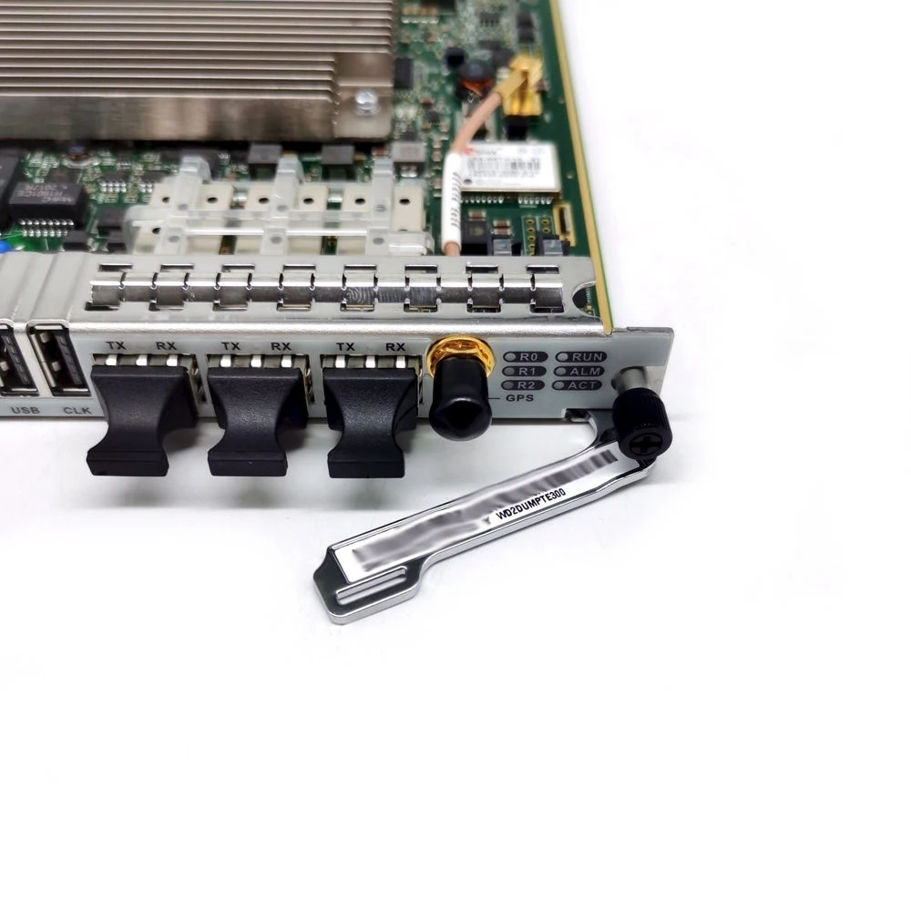 Wholesale Base Stion WD22UMPTe2 03057252 Universal Main Processing (2 Electric FE/GE&2 Light FE/GE/XGE) UMPTe2 for BBU3900 3910-boxintelecom