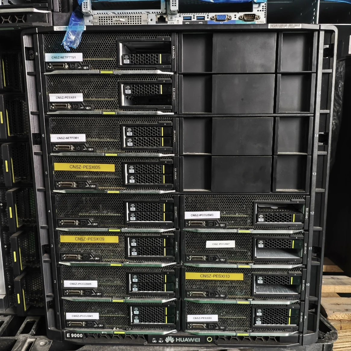 02315ETY E9000H HW B/N 2xKunpeng 920 64-Core 2.6GHz 16x32G Memory 6x10GE/25GE Ports TPM2.0 IMS+EPC 4