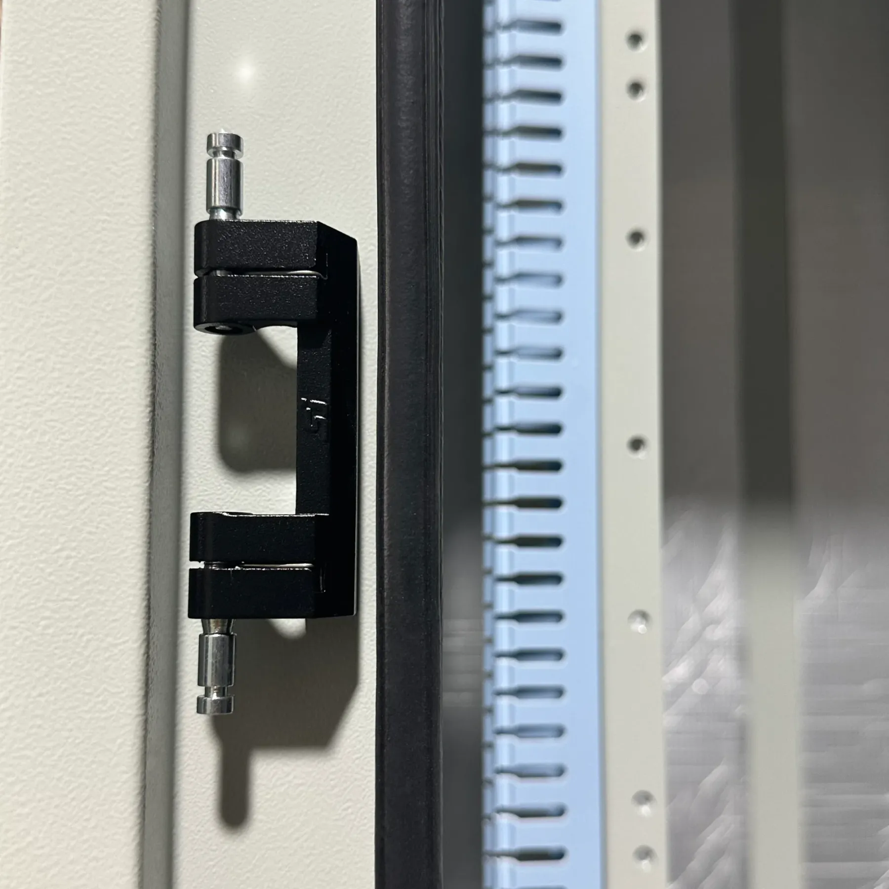 OEM ODM Customized IP65 Waterproof Three-Compartment Battery Power Cabinet Outdoor Electronics Instrument Enclosure Factory-boxintelecom