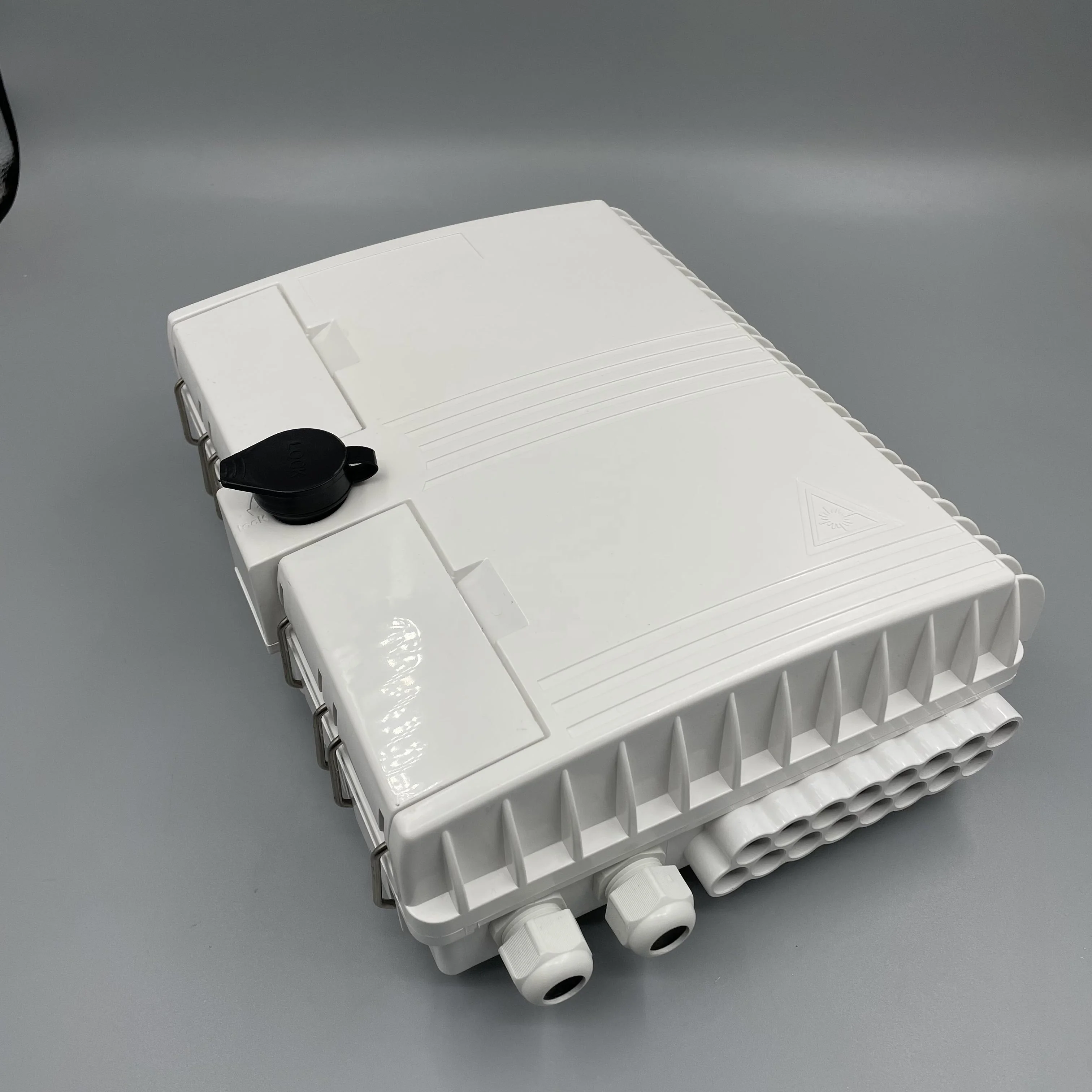 Factory price Indoor /Outdoor Wall/Poll Mounting 16 Cores FTTH Fiber Optical Terminal
