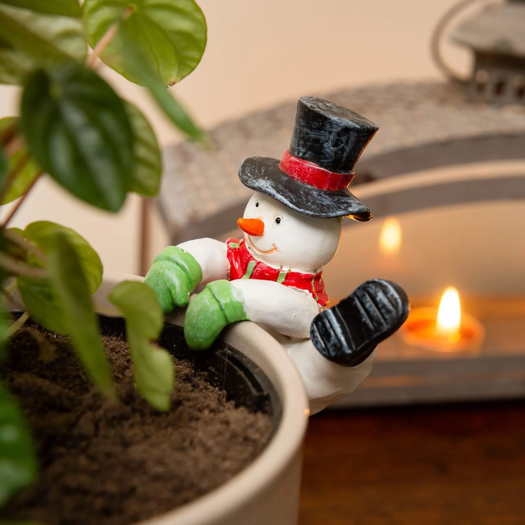 Handmade Christmas Flower Pot Buddy | Hand Painted Art