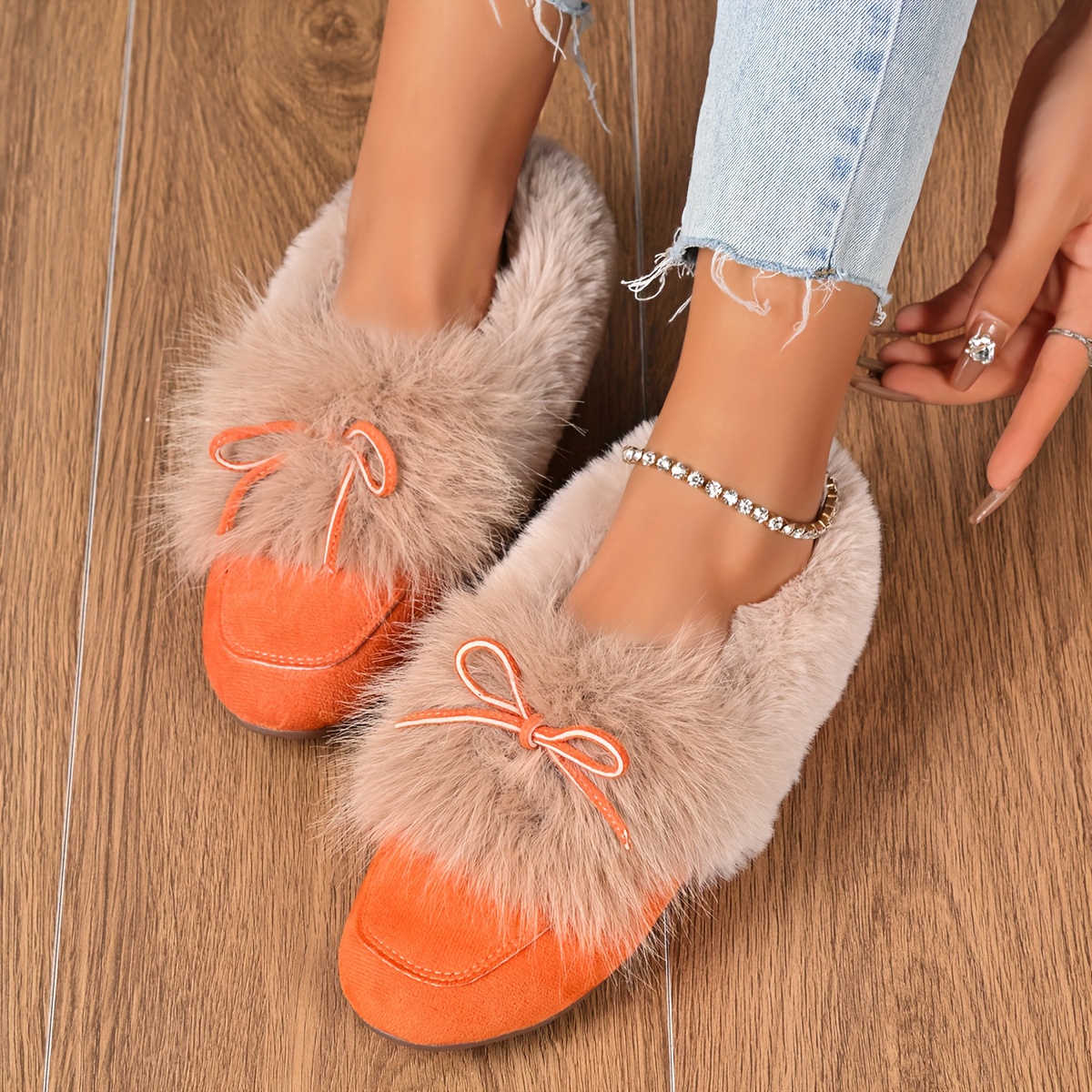 Women's Plush Slip-On Slippers with Bow - Winter Indoor/Outdoor House Shoes