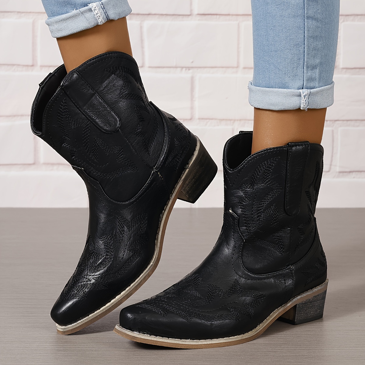Women’s Western Embroidery Mid-Heel Ankle Boots