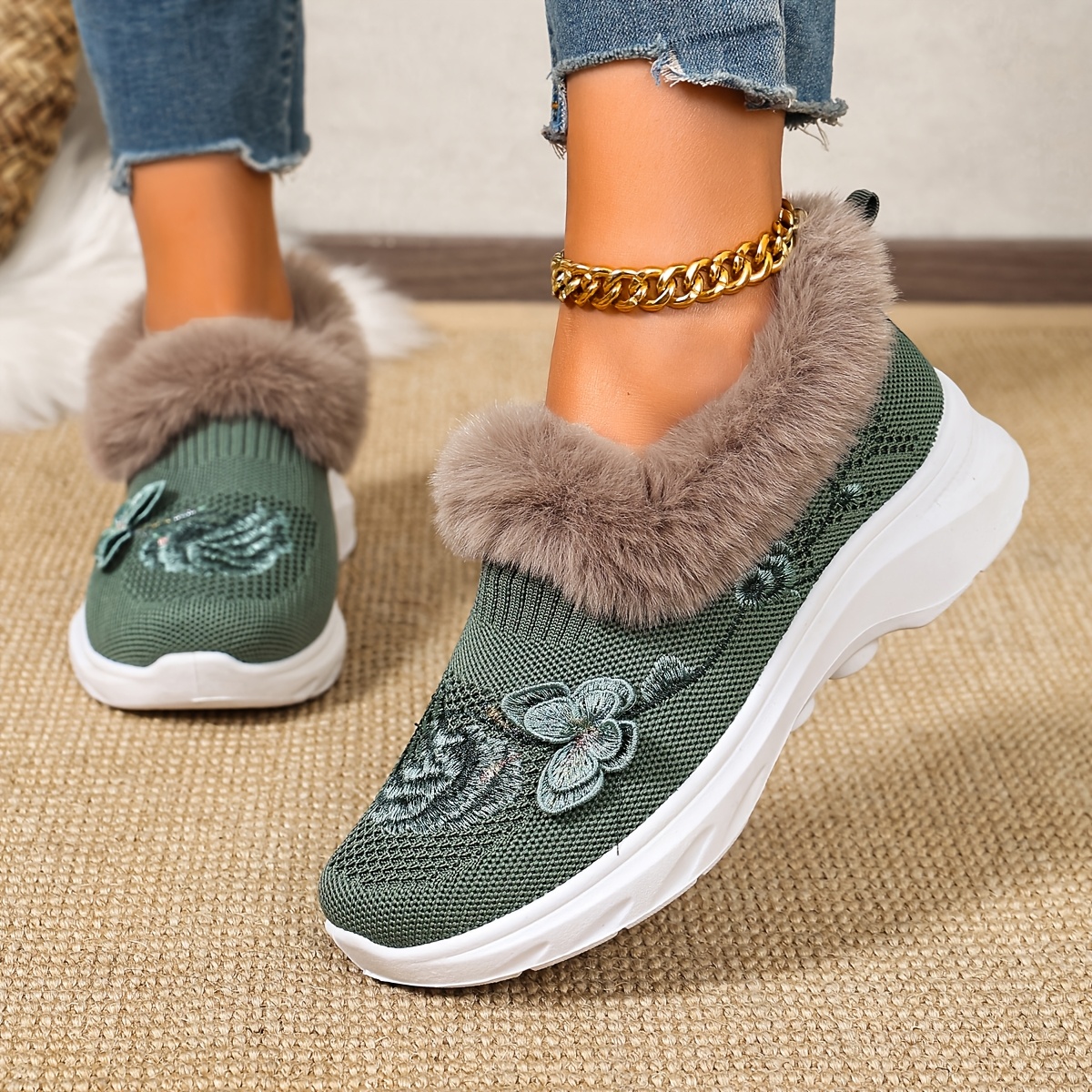 Women’s Warm Winter Comfort Shoes – Lightweight Plush-Lined Walking Shoes