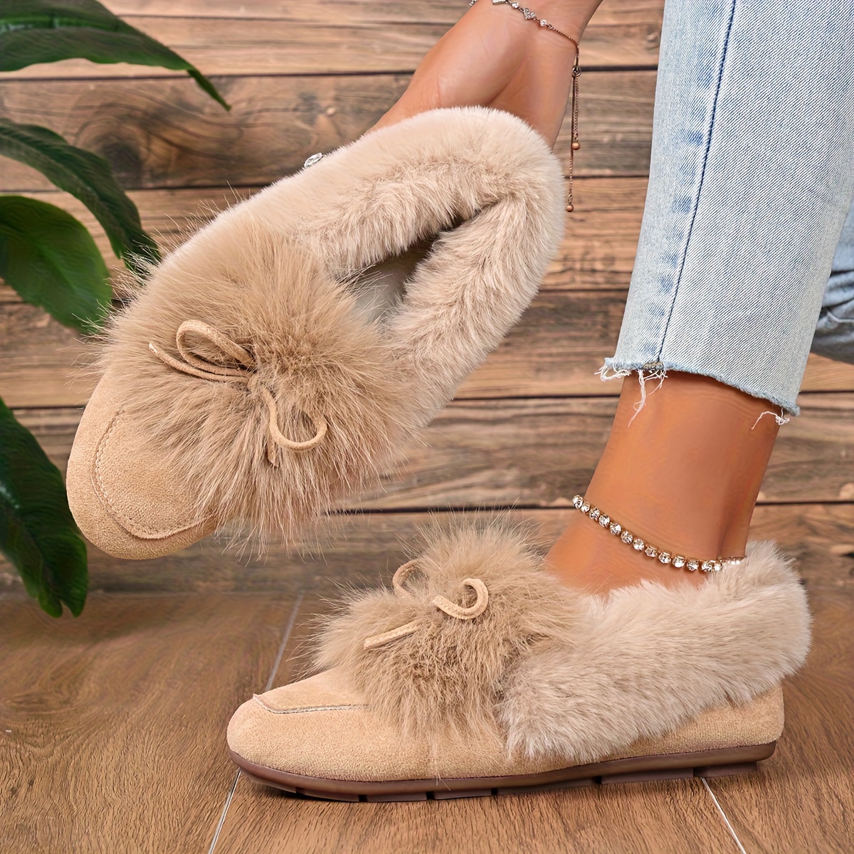 Women's Plush Slip-On Slippers with Bow - Winter Indoor/Outdoor House Shoes
