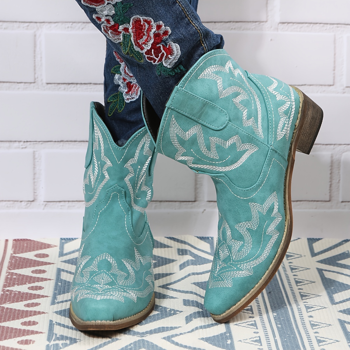 Women’s Western Embroidery Mid-Heel Ankle Boots