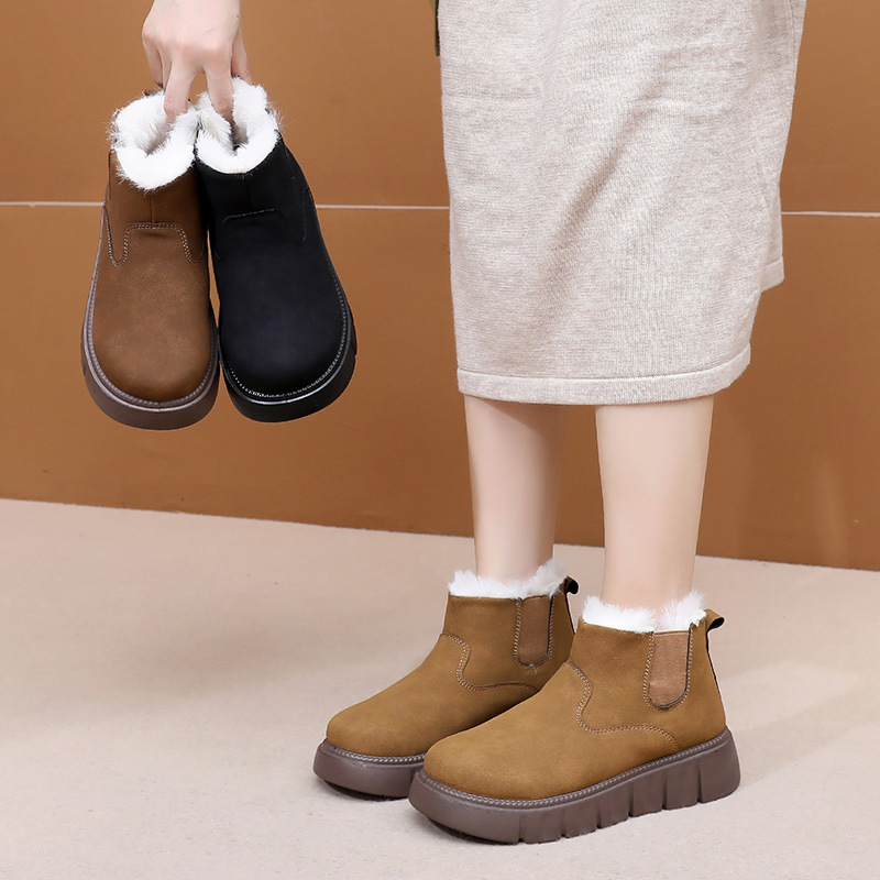 2025 Women’s Slip-On Winter Snow Boots – Warm Fur Lining, Non-Slip Sole & Platform Comfort