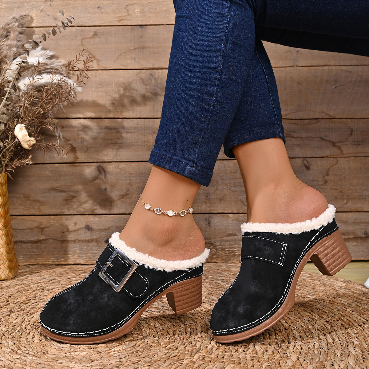 Women’s Vintage Plush-Lined Mules – Cozy Slip-On Shoes for Fall & Winter