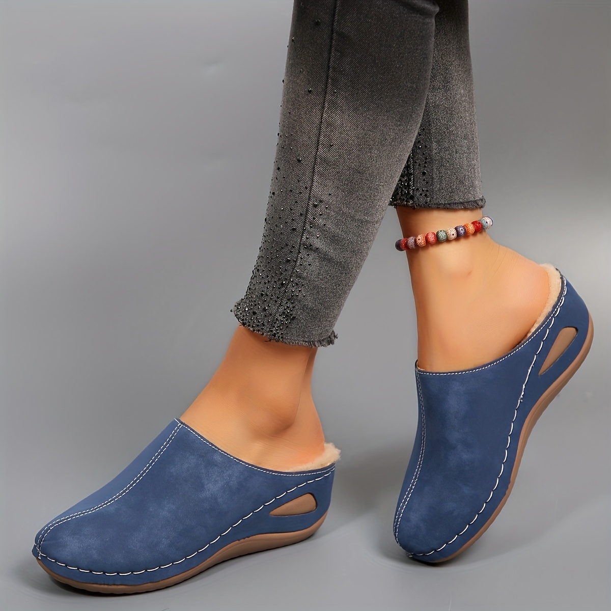 Women’s Comfy Winter House Slippers – Soft Plush Lining, Supportive Sole, Slip-On Style