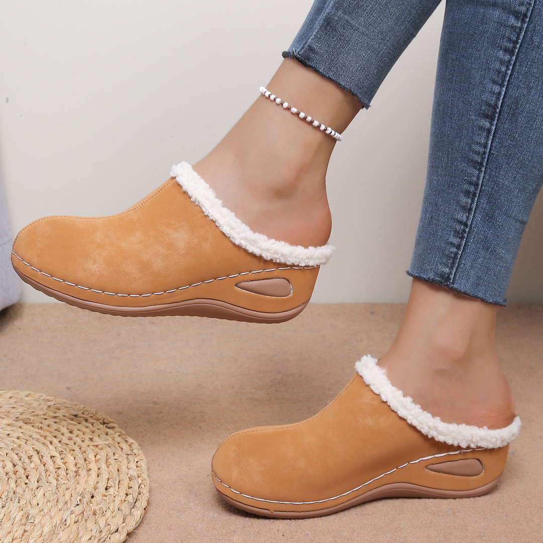 Women’s Warm Slip-On Winter Shoes – Soft Lining, Lightweight & Supportive