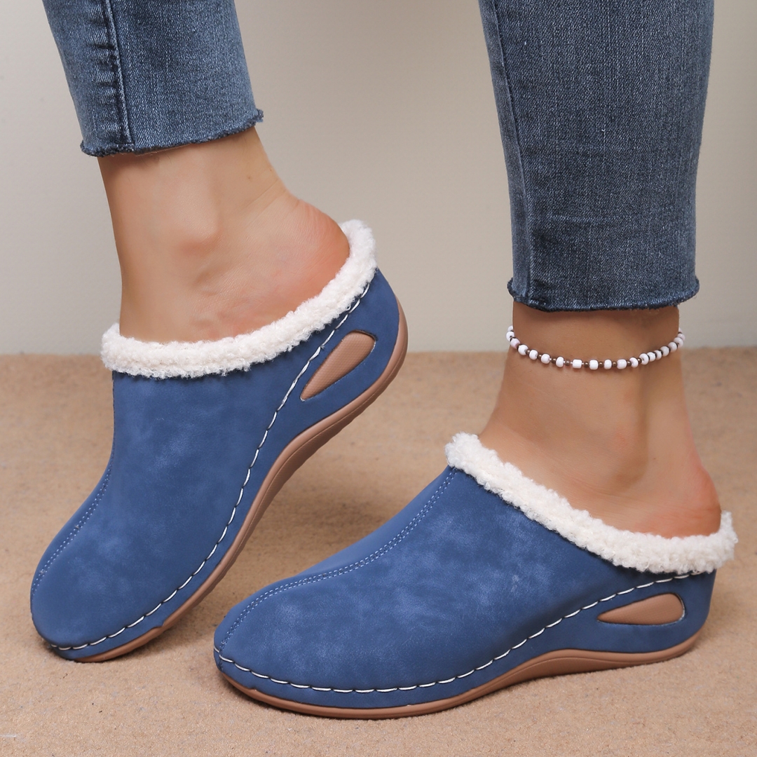 Women’s Warm Slip-On Winter Shoes – Soft Lining, Lightweight & Supportive