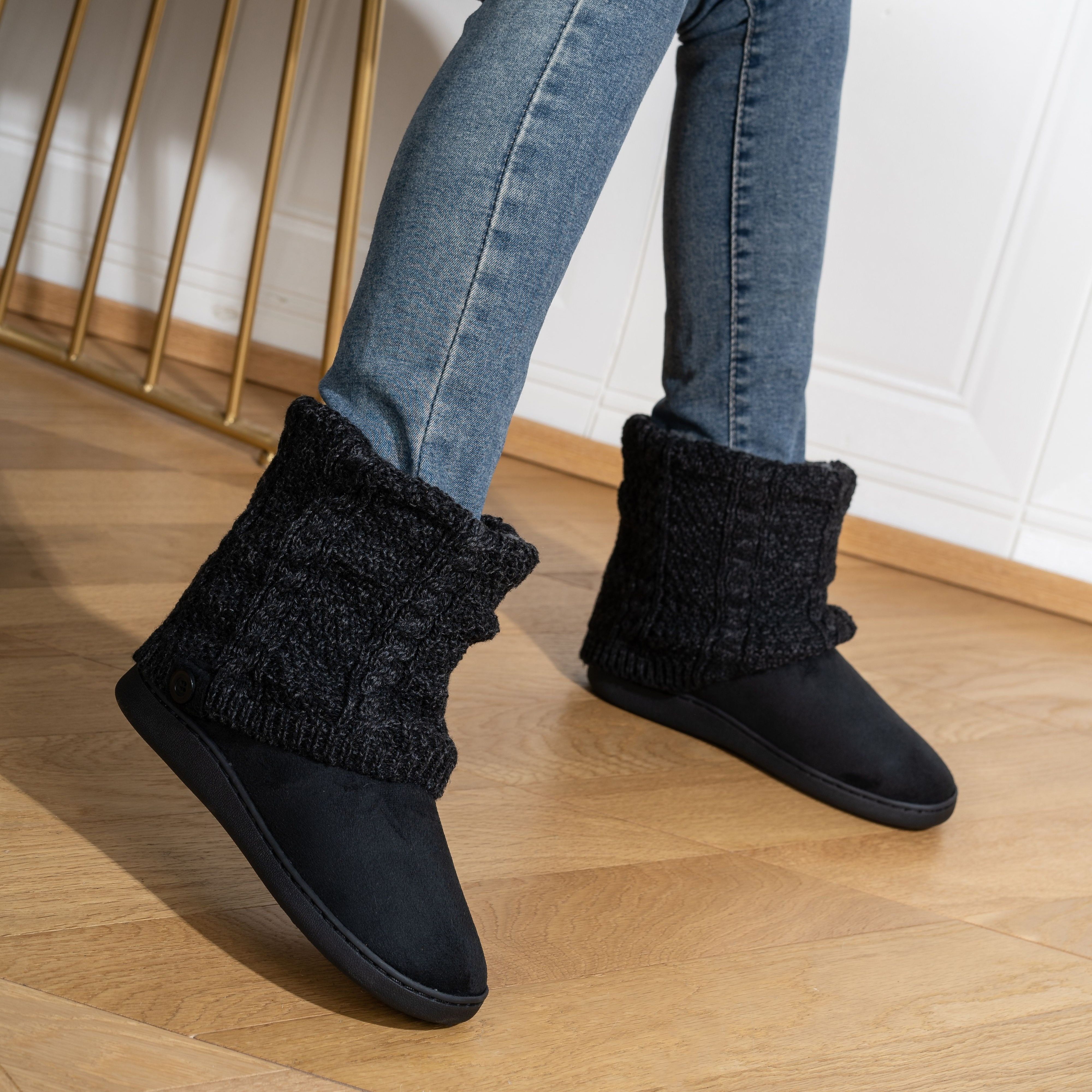 Women’s Warm Knit Ankle Boots – Cozy Lined Short Boots for Fall & Winter
