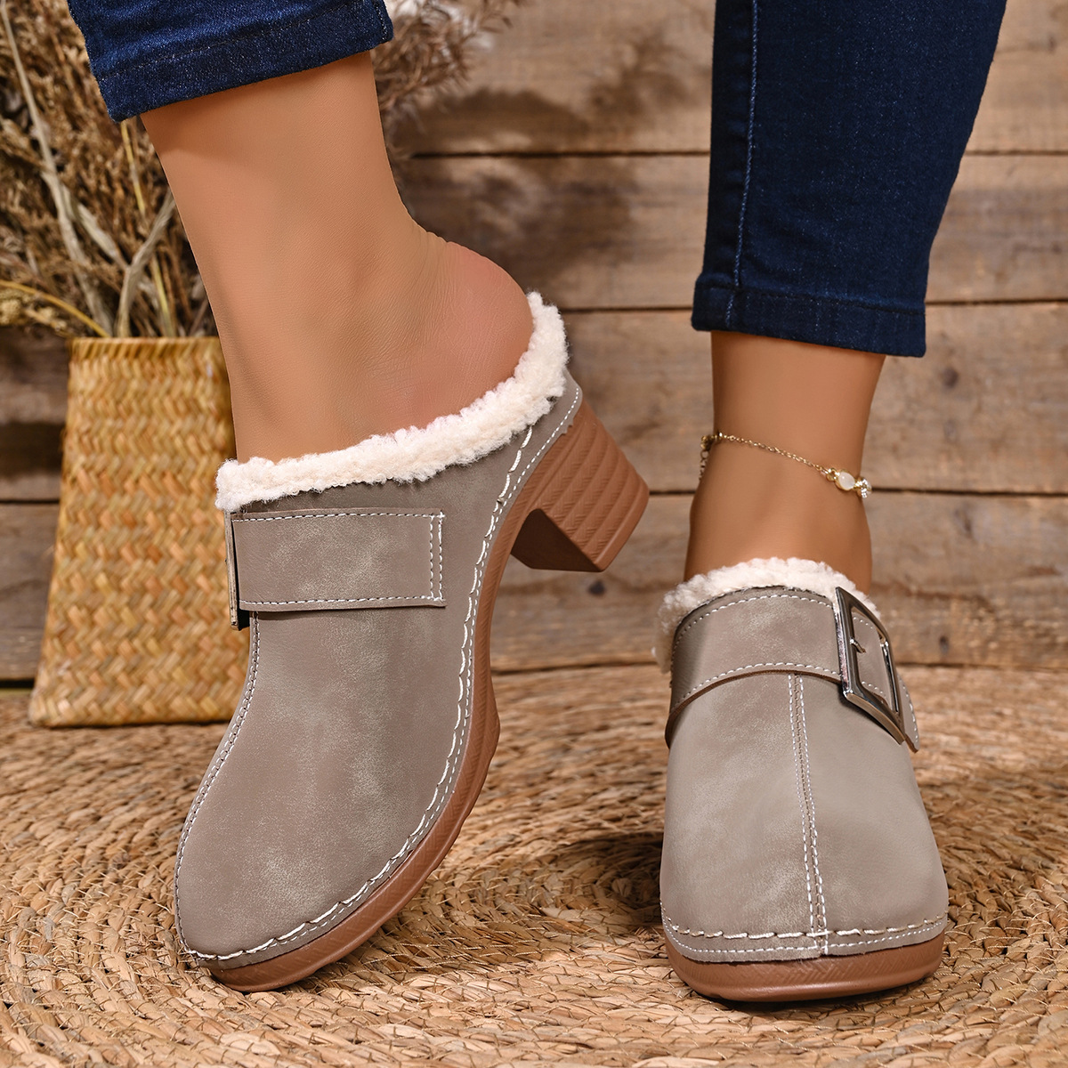 Women’s Vintage Plush-Lined Mules – Cozy Slip-On Shoes for Fall & Winter