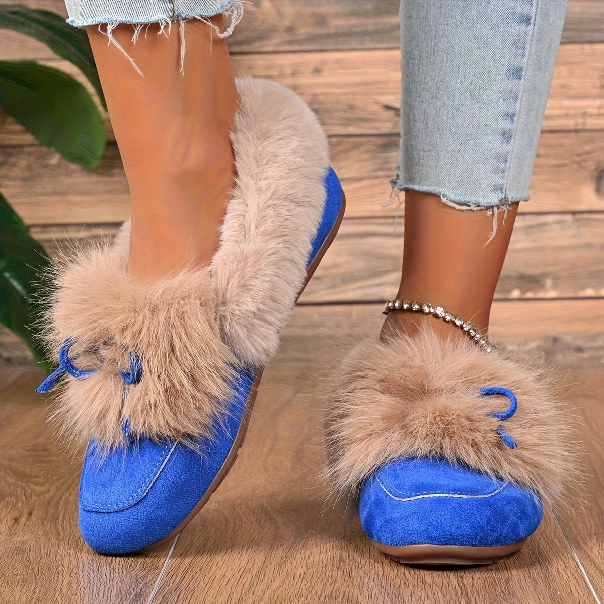 Women's Plush Slip-On Slippers with Bow - Winter Indoor/Outdoor House Shoes