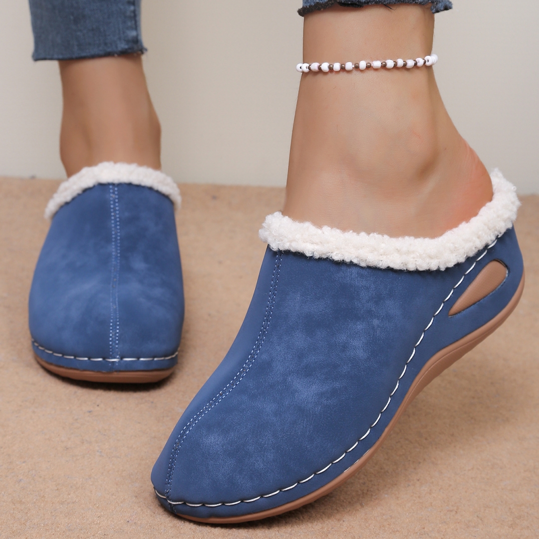 Women’s Warm Slip-On Winter Shoes – Soft Lining, Lightweight & Supportive