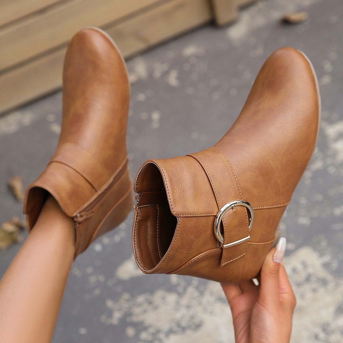 Women’s Vintage Ankle Boots – Comfortable Flat Boots with Buckle & Side Zipper