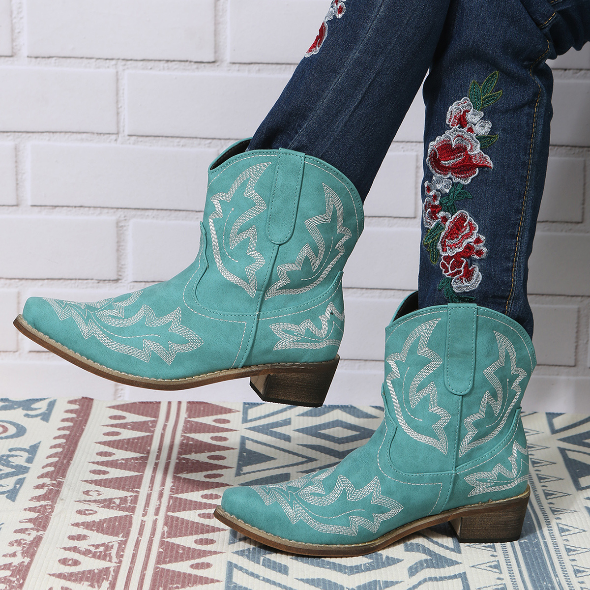 Women’s Western Embroidery Mid-Heel Ankle Boots