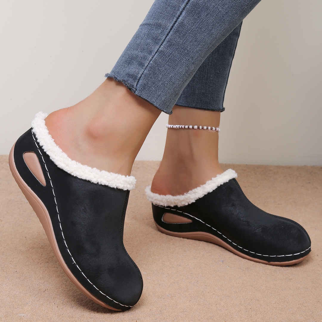 Women’s Warm Slip-On Winter Shoes – Soft Lining, Lightweight & Supportive