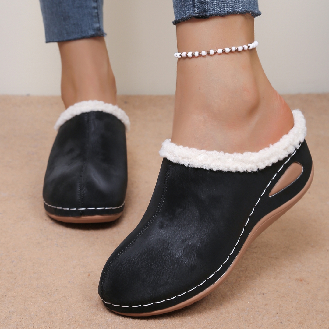 Women’s Warm Slip-On Winter Shoes – Soft Lining, Lightweight & Supportive