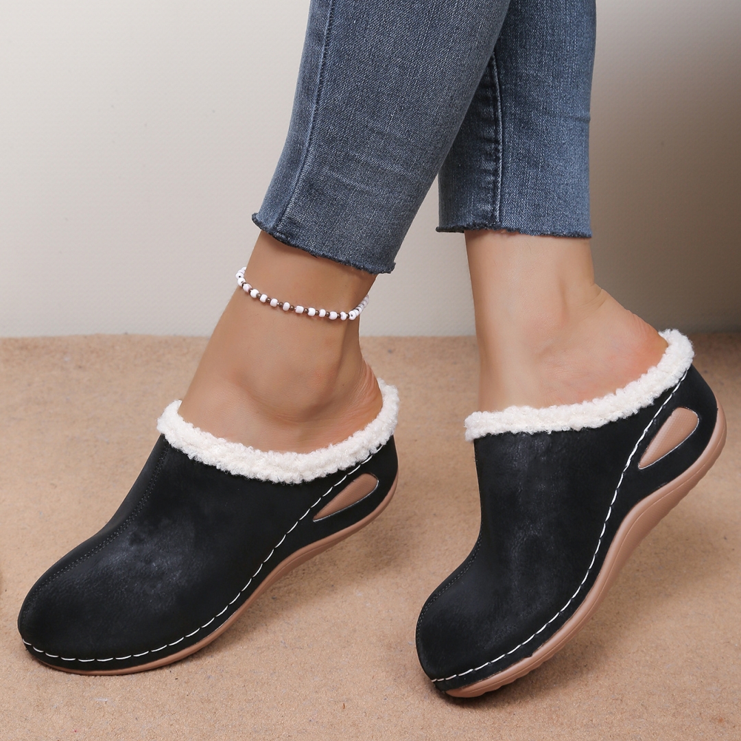 Women’s Warm Slip-On Winter Shoes – Soft Lining, Lightweight & Supportive