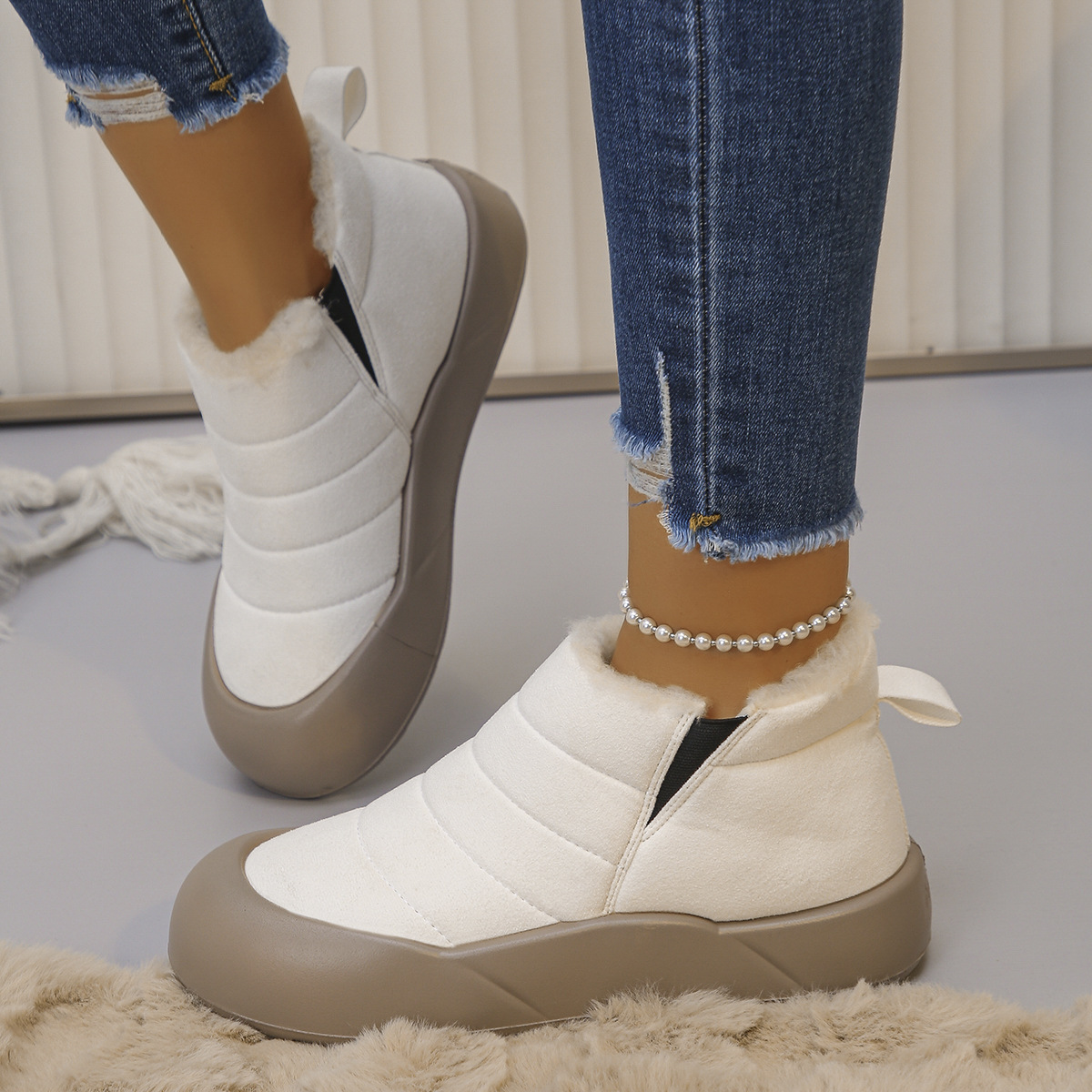 Women’s Warm Winter Snow Boots – Warm, Waterproof Boots for Cold Weather