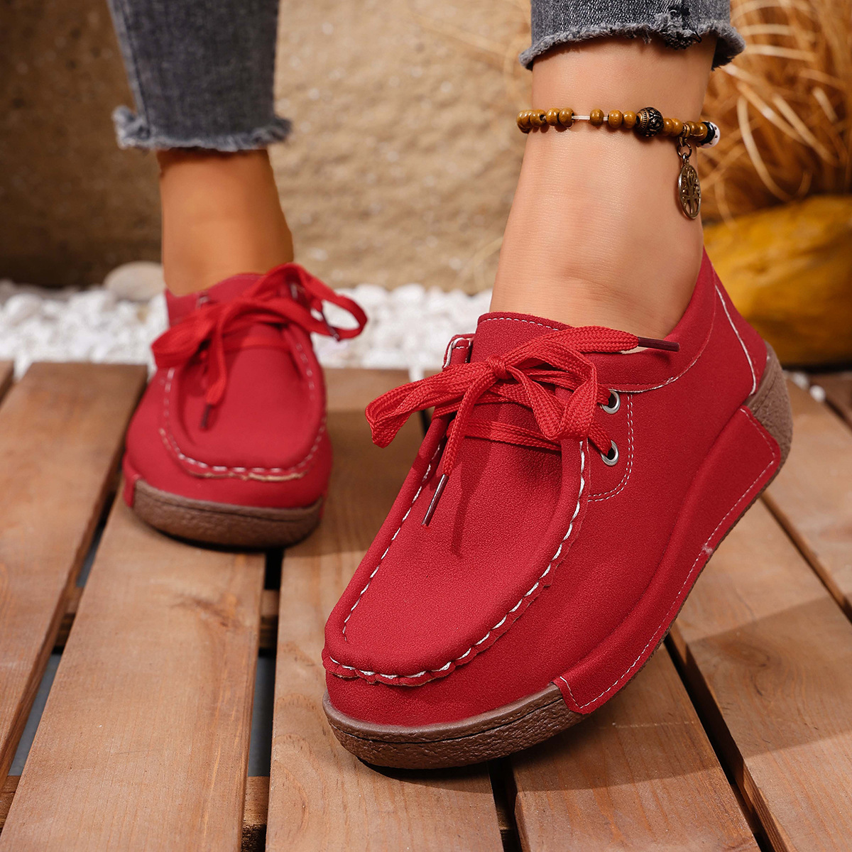 Women’s Vintage Casual Shoes – Lace-Up Design with Durable Non-Slip Sole