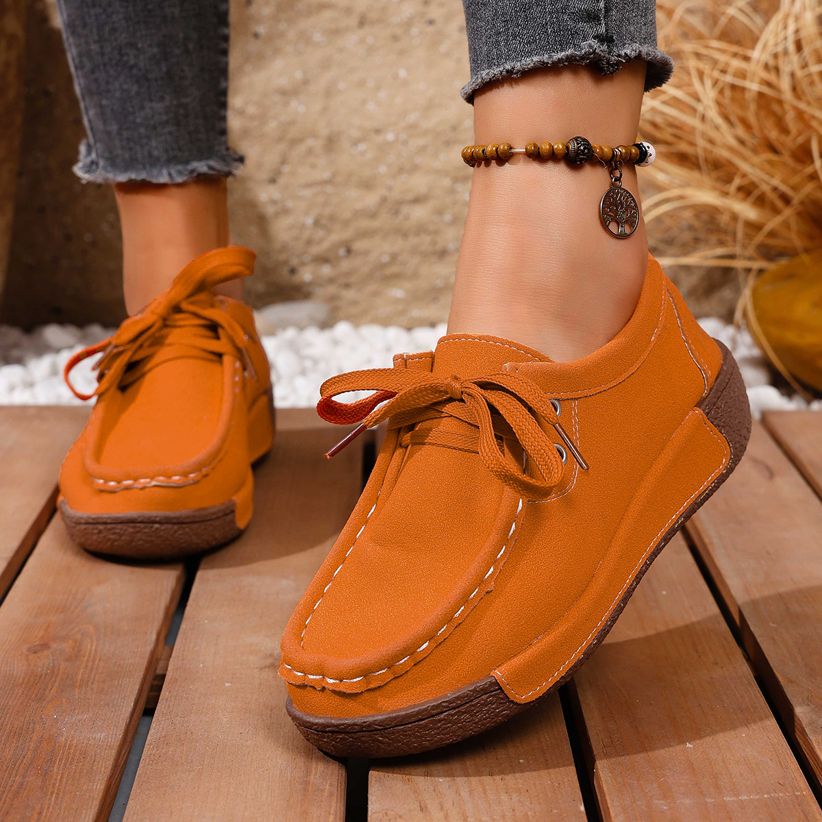 Women’s Vintage Casual Shoes – Lace-Up Design with Durable Non-Slip Sole