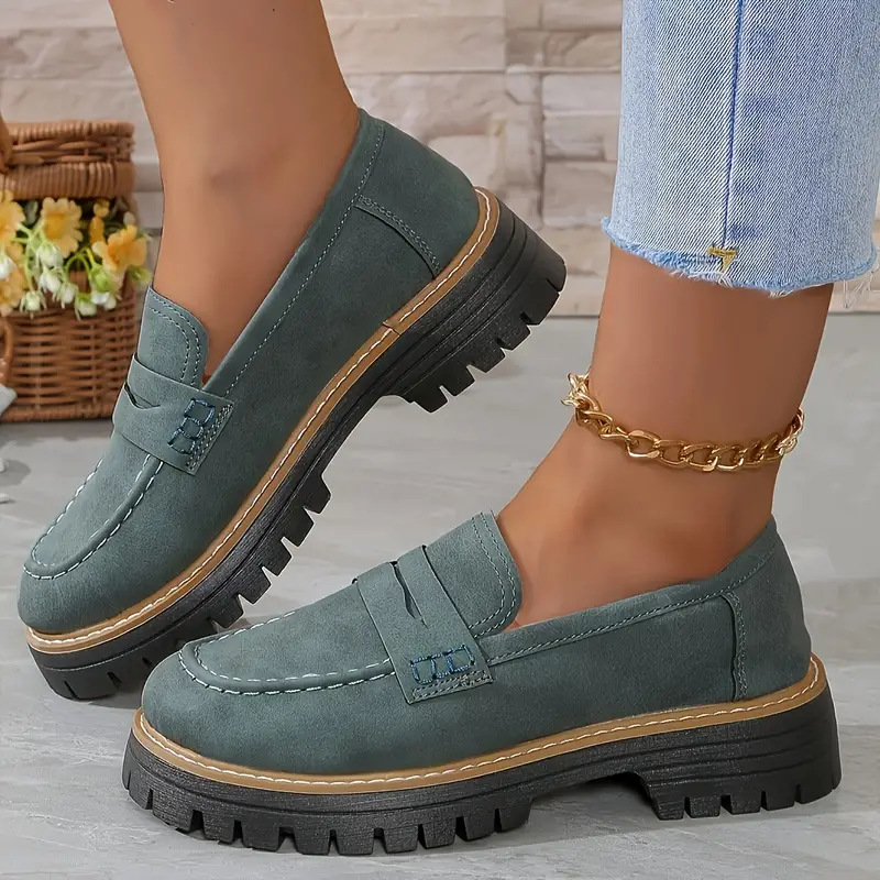 Women’s Comfortable Everyday Loafers – Cushioned Platform Sole with Timeless Style