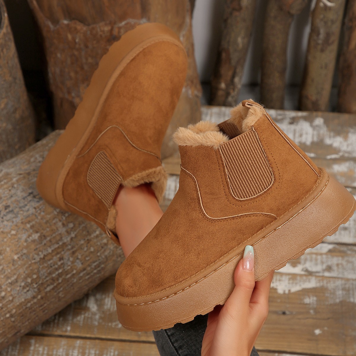 Women’s Warm Thick-Sole Boots – Comfortable Non-Slip Winter Footwear