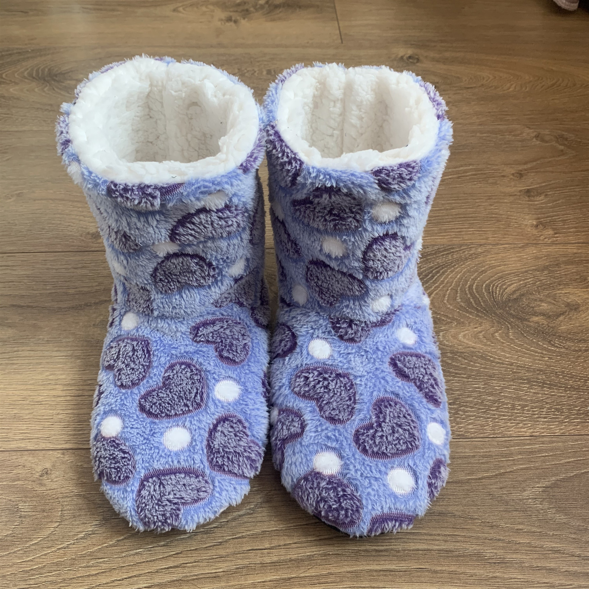 Women’s Warm Plush-Lined Slipper Boots – Thick Cozy Non-Slip House Shoes for Fall & Winter