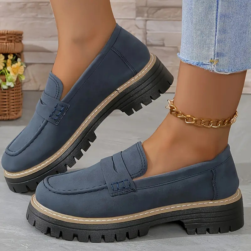 Women’s Comfortable Everyday Loafers – Cushioned Platform Sole with Timeless Style