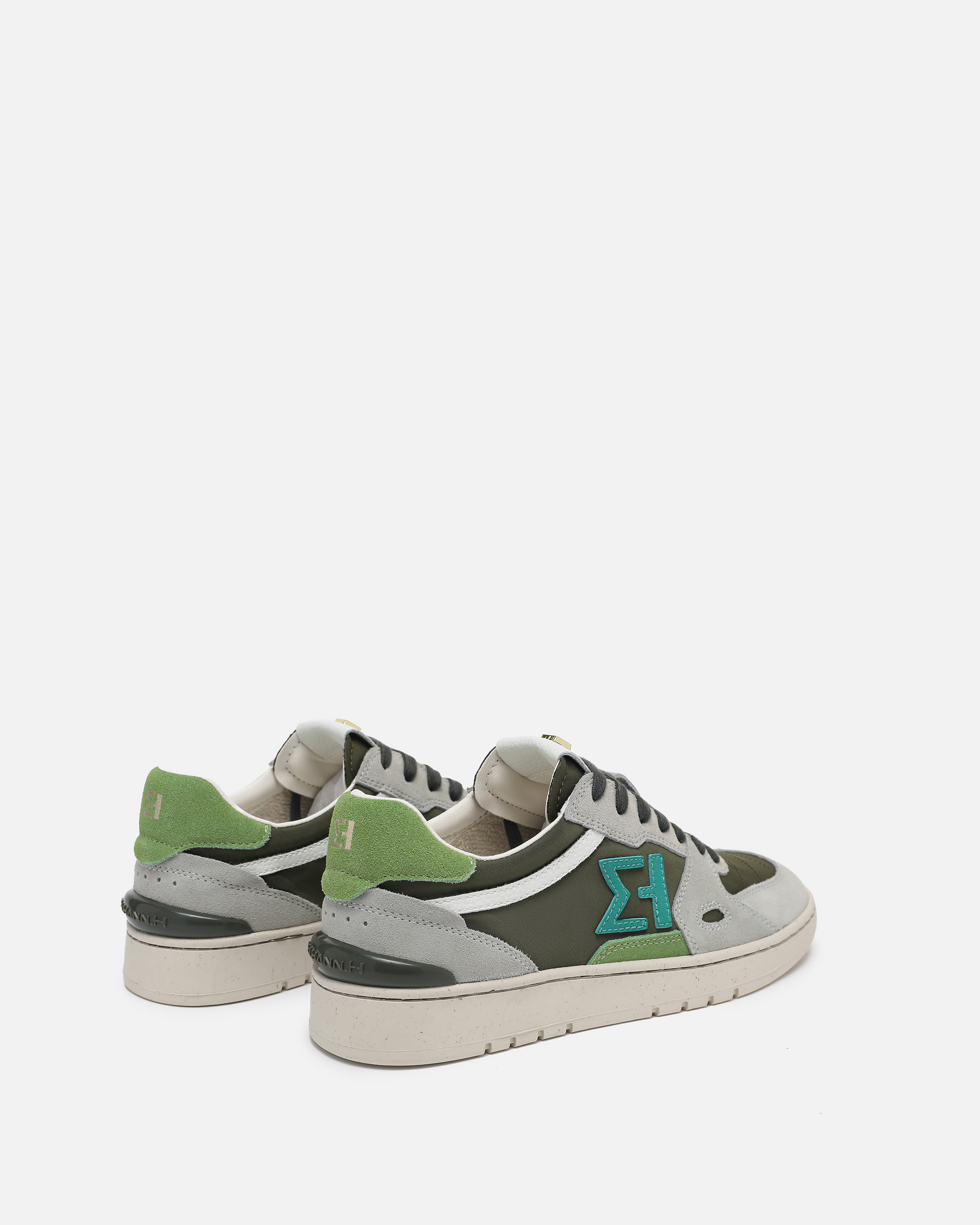 LS 889 Kaki