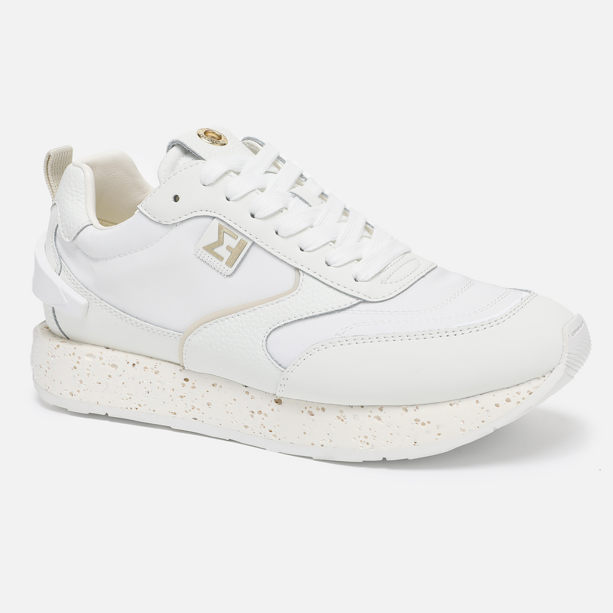 SJ 620 White W