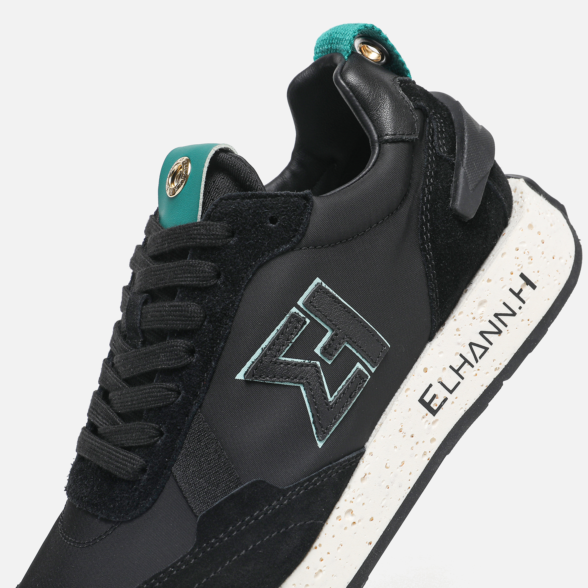 SJ 688 Black Forest