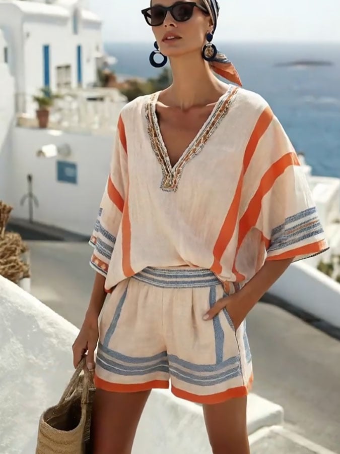 Lässiges zweiteiliges Set für Damen: V-Ausschnitt-Top und Shorts mit Streifenmuster, ideal für den Urlaub