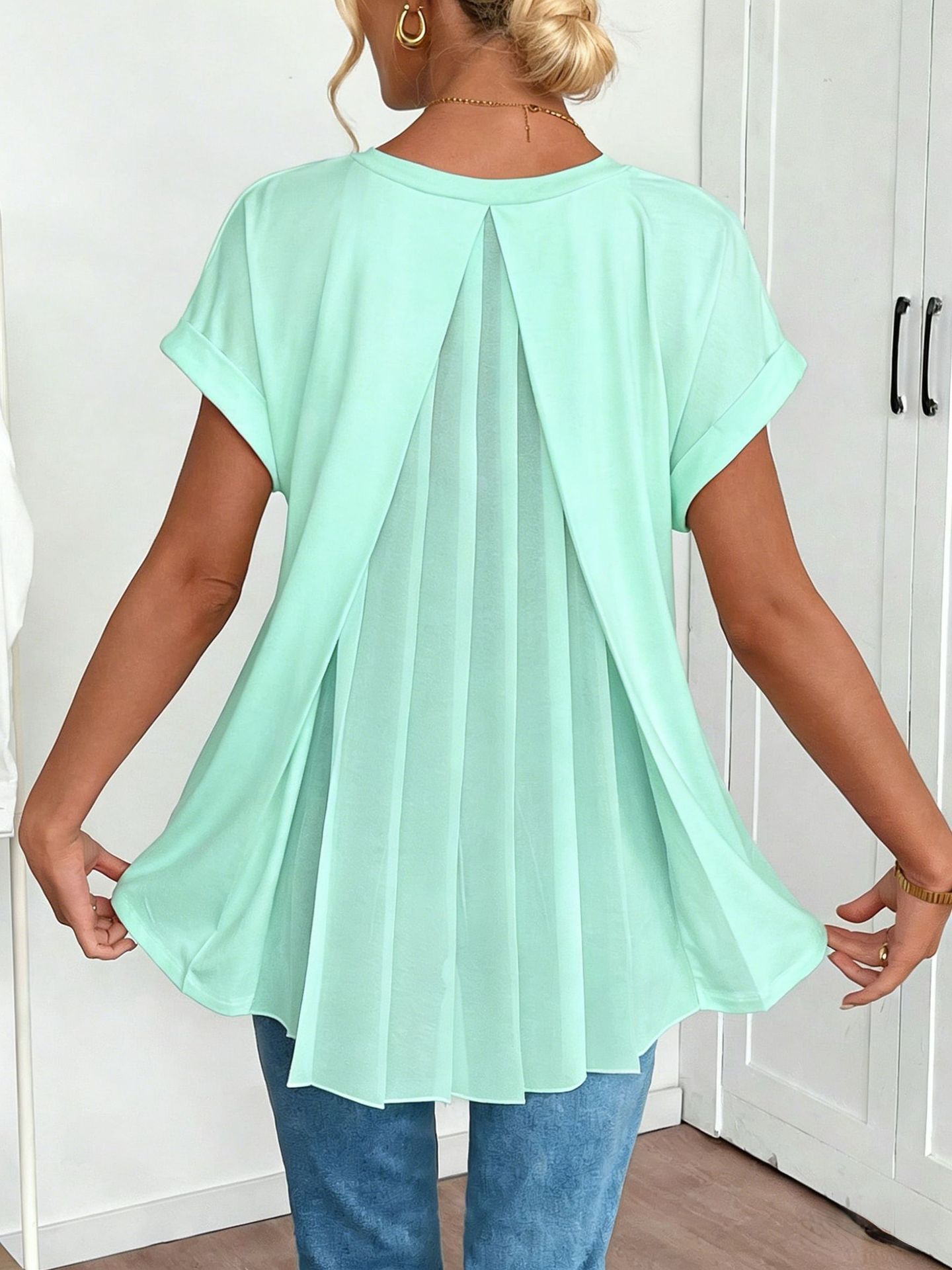 Short-Sleeved Solid Color Patchwork T-Shirt