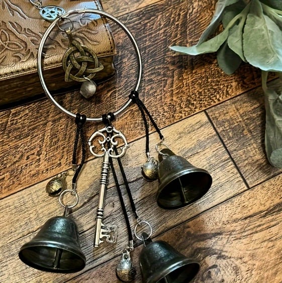 🔥Last Day 70% OFF - 🧙‍♀️🔔Handmade Witch Bells for Home Protection