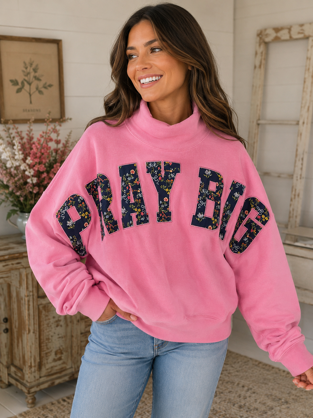 Pray Big Pullover 
