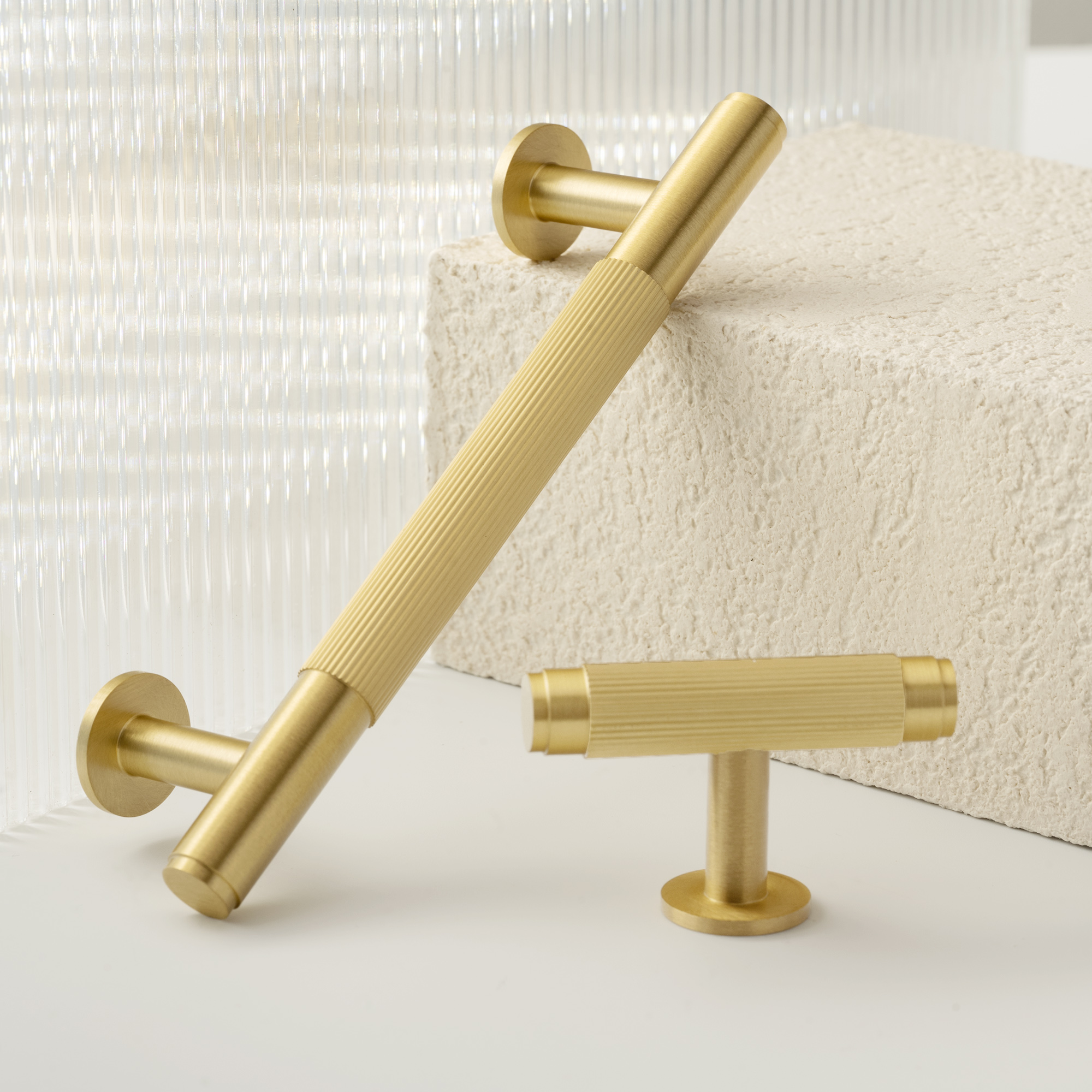 Vertical Grain T-Bar Pulls