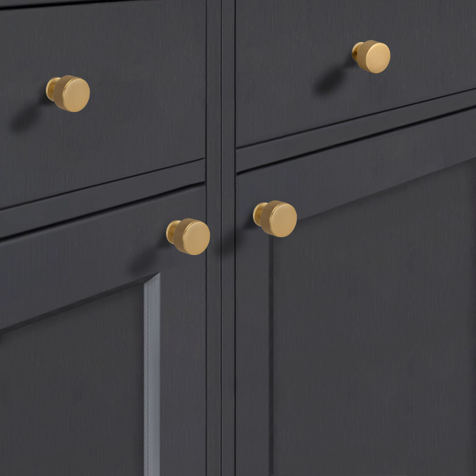 Vertical Grain Cabinet Knobs