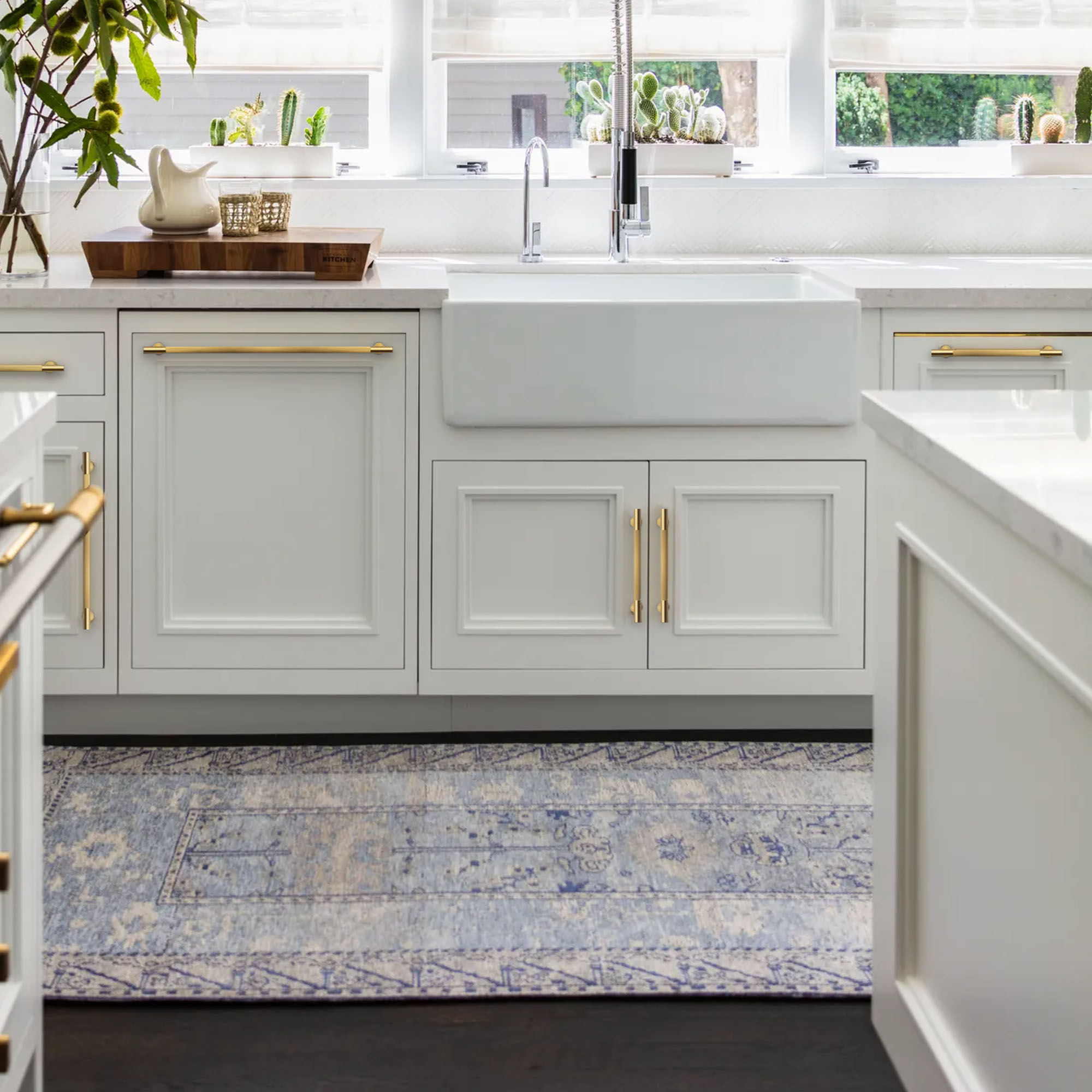 Vertical Grain Cabinet Pulls
