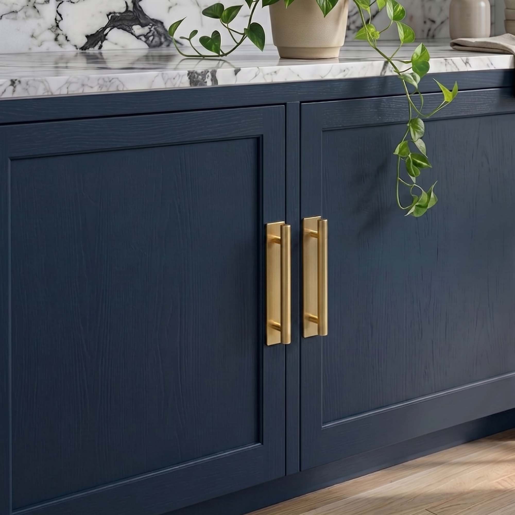 QOGRISUN Brass Cabinet Pull and Rectangular Backplate