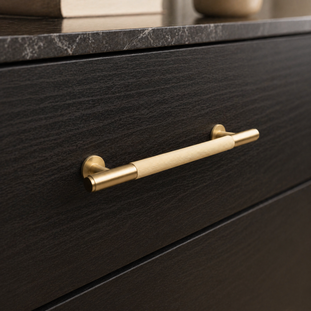 Vertical Grain Cabinet Pulls