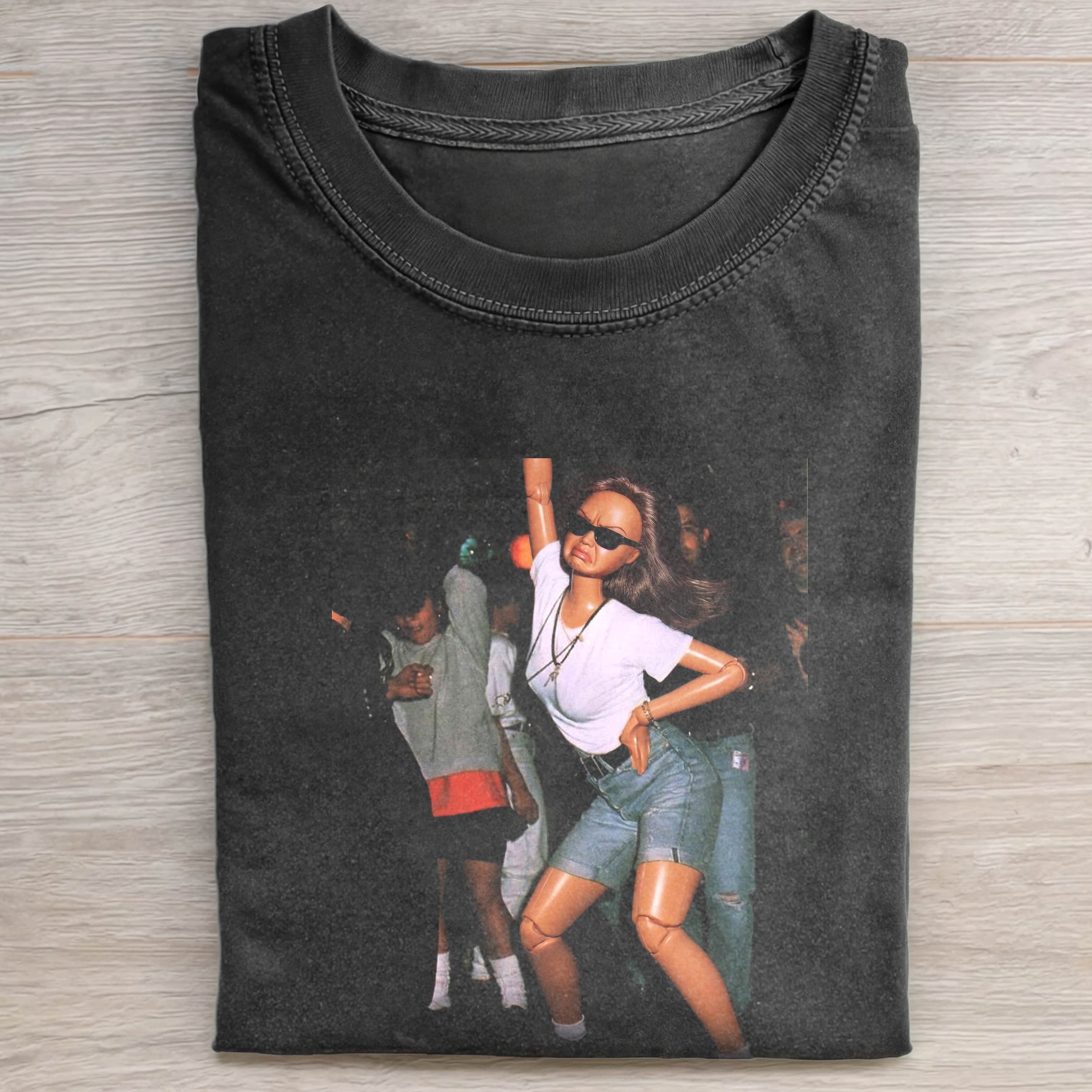 DOLL FACE BAR DANCING TEE
