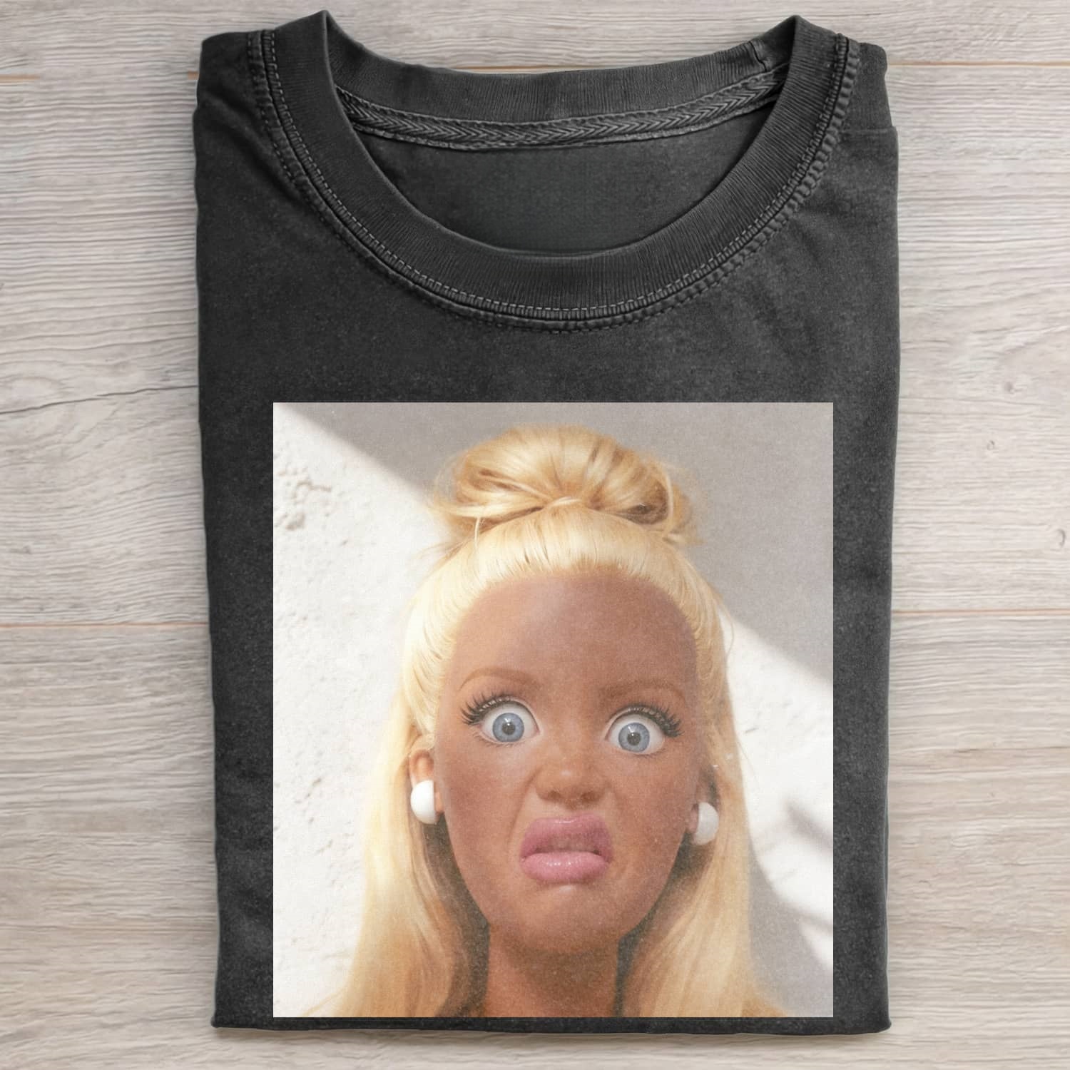 BLACK DOLL GIRL DISGUSTED MEME T-SHIRT