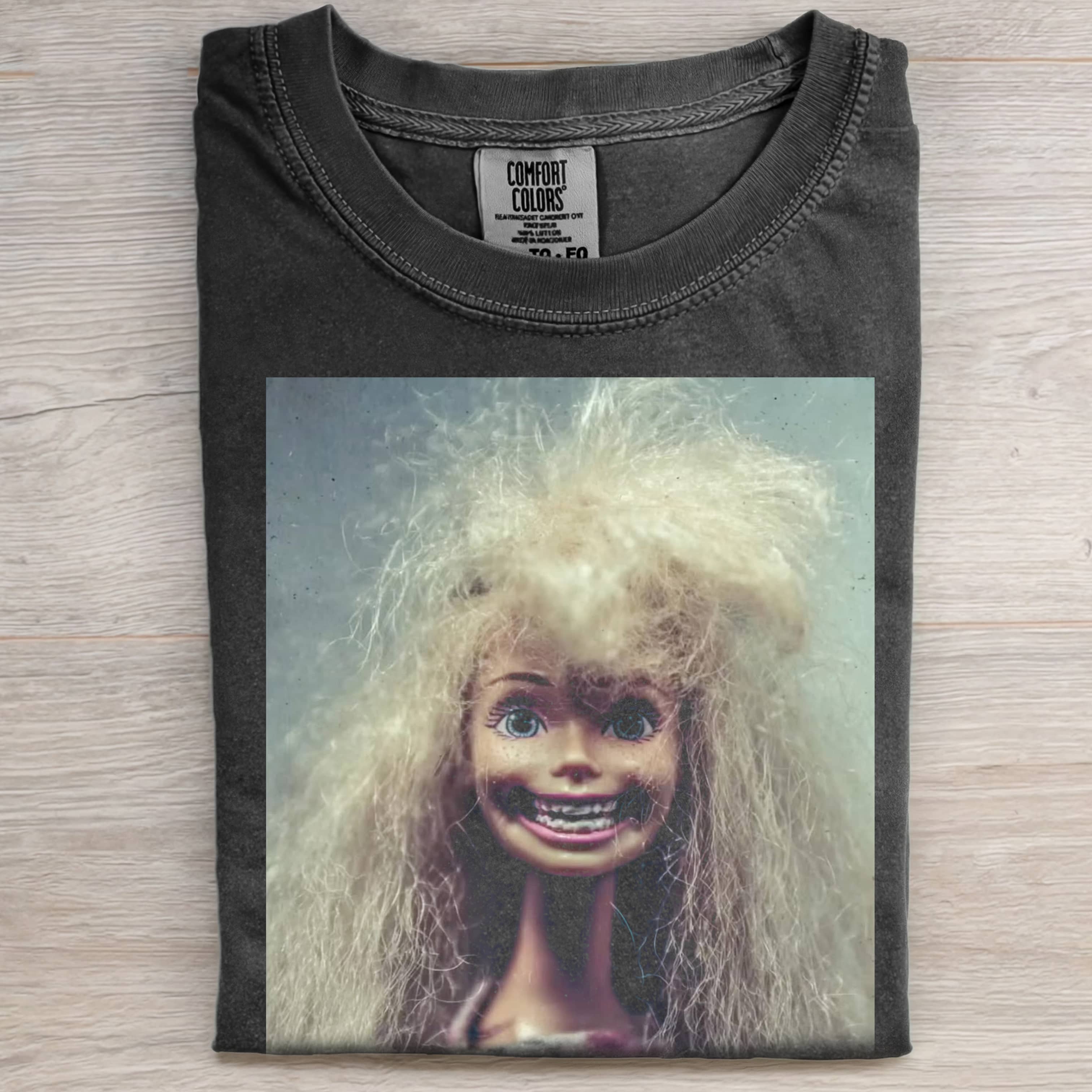 Funny Doll Face GIRL WITH A WRY SMILE T-SHIRT-ShawnCraft