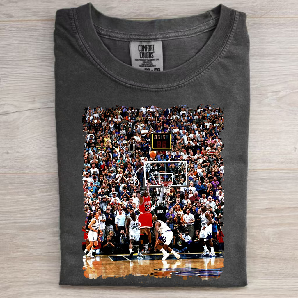 Basketball 1998 MJ The last shot Old Photo T-Shirt