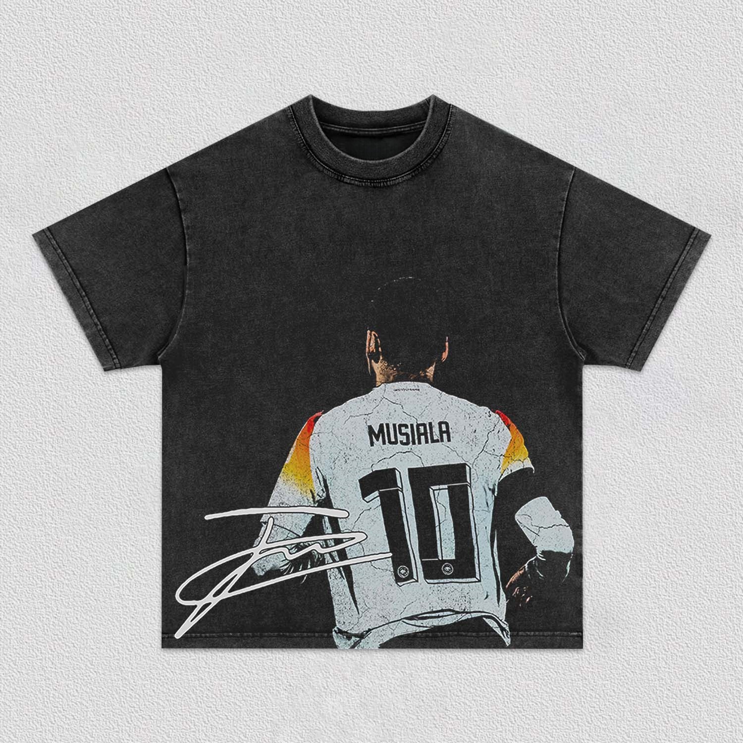 GERMAN YOUNG STAR #10 SIGNATURE GRAPHIC T-SHIRT