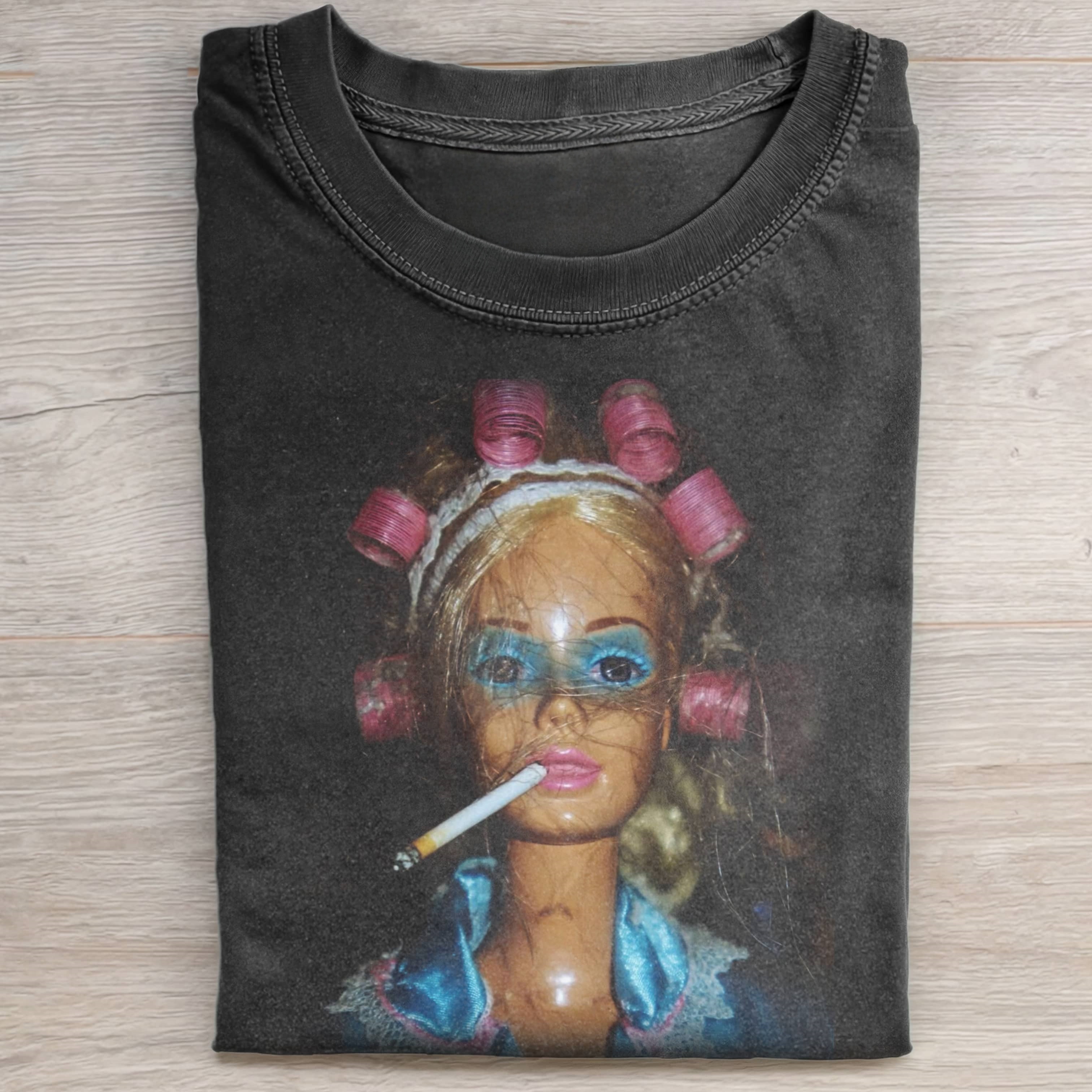 SMOKING, DECADENT Funny Doll FaceCORE CREW NECK T-SHIRT